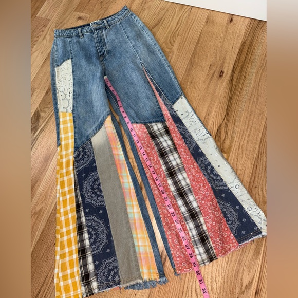 Easel Boho Patchwork Flare Jeans Festival Hippie Size Small - Picture 7 of 11